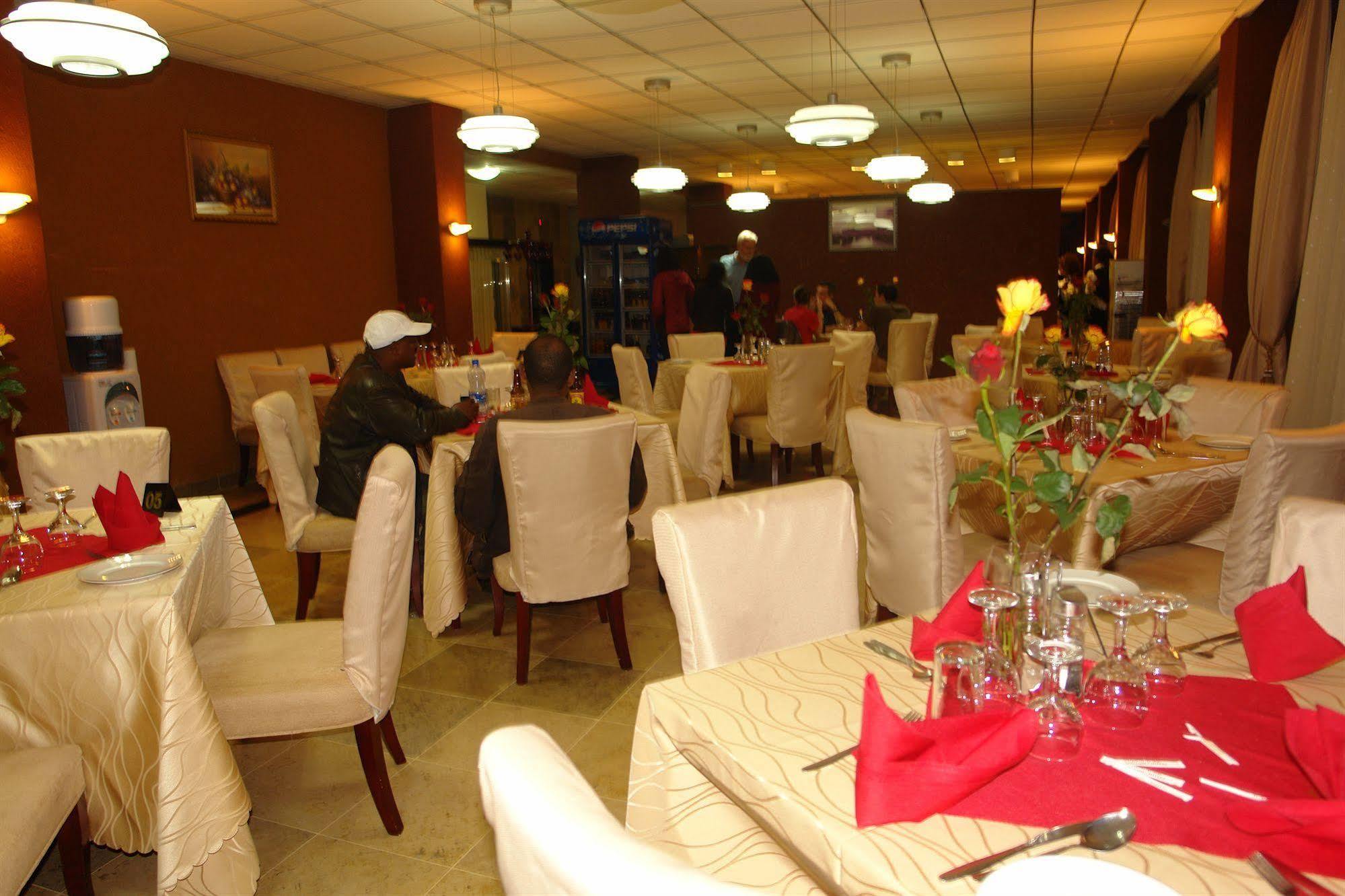 Soramba Hotel Business Plc Addis Ababa Exterior foto
