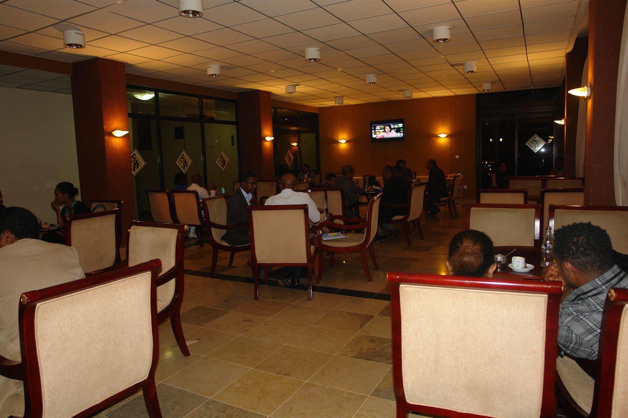 Soramba Hotel Business Plc Addis Ababa Exterior foto
